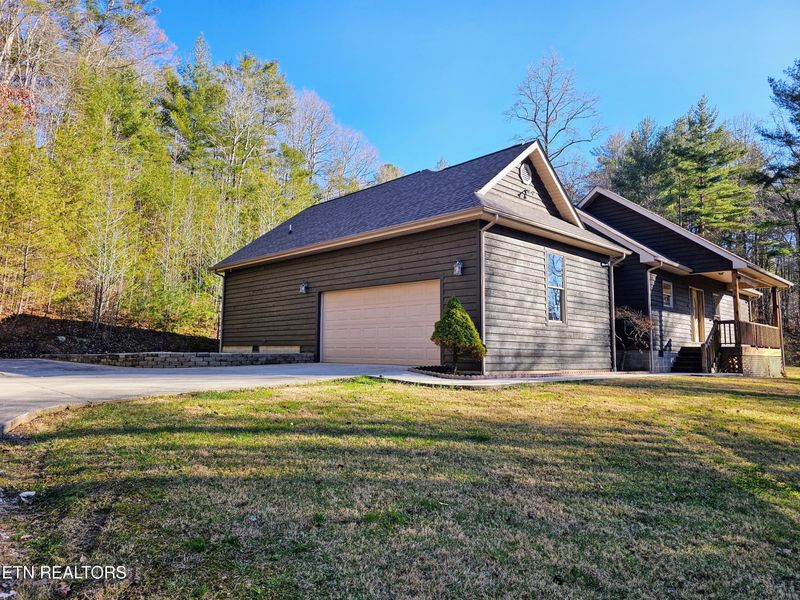 121 Archie Heidel Rd, Wartburg, TN 37887
