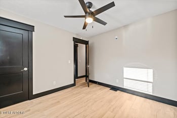 121 Azalea Ln #3, Jacksboro, TN 37757