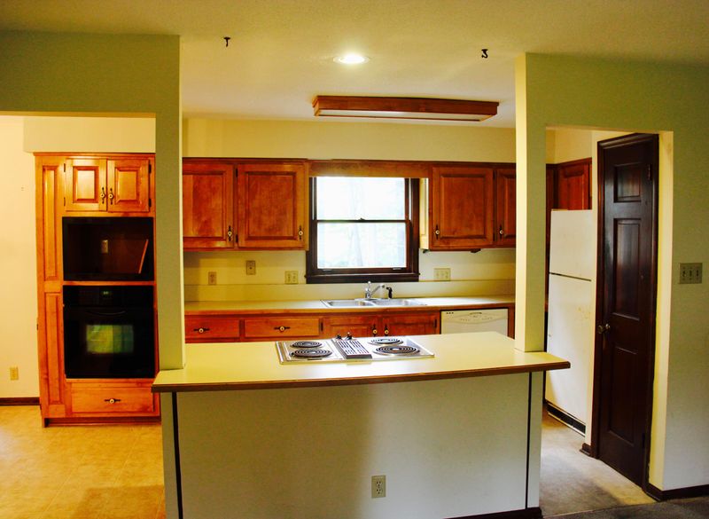 121 Clark Ln, Oak Ridge, TN 37830