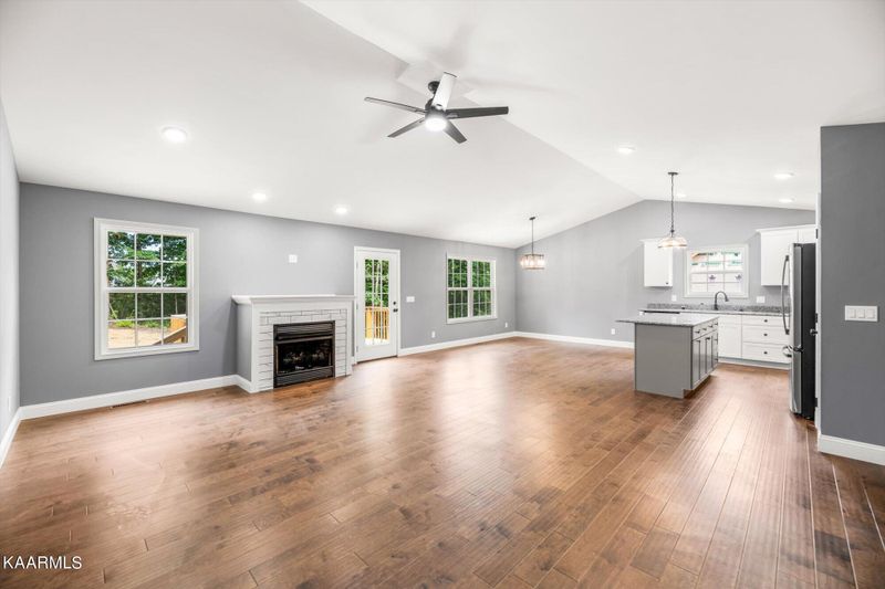 121 County Road 7030, Athens, TN 37303