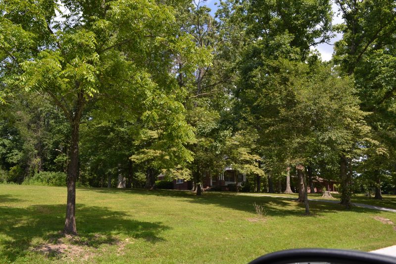 121 County Seat Rd, Crossville, TN 38555