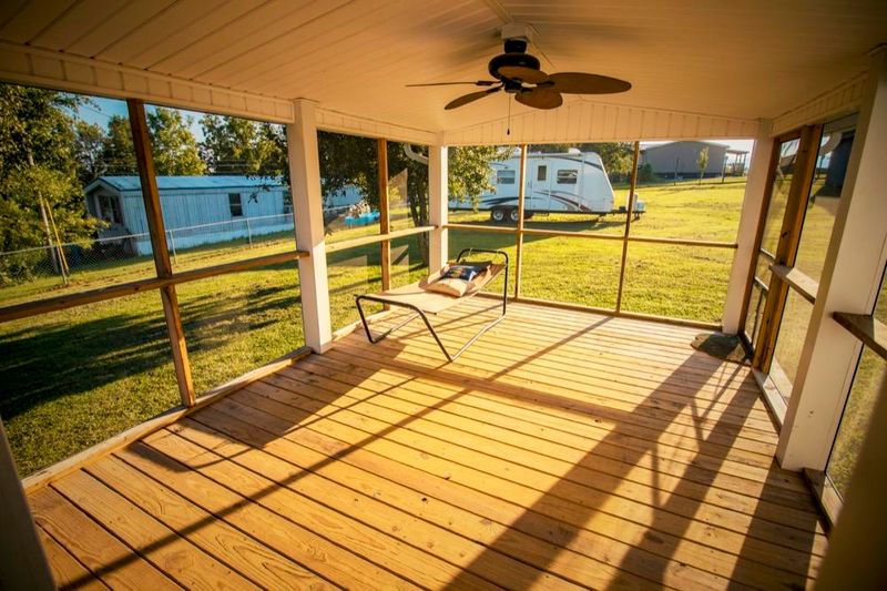 121 Cumberland Crest Rd, Jacksboro, TN 37757