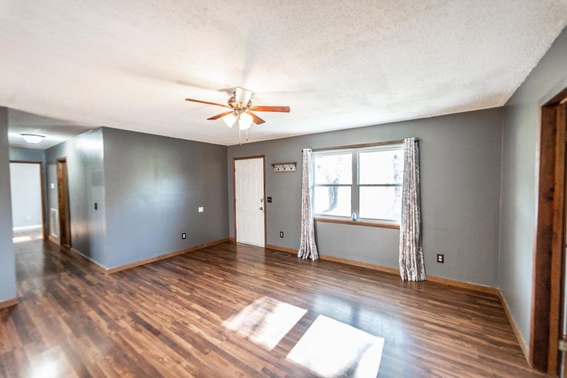 121 E Ridge Dr, Crossville, TN 38555
