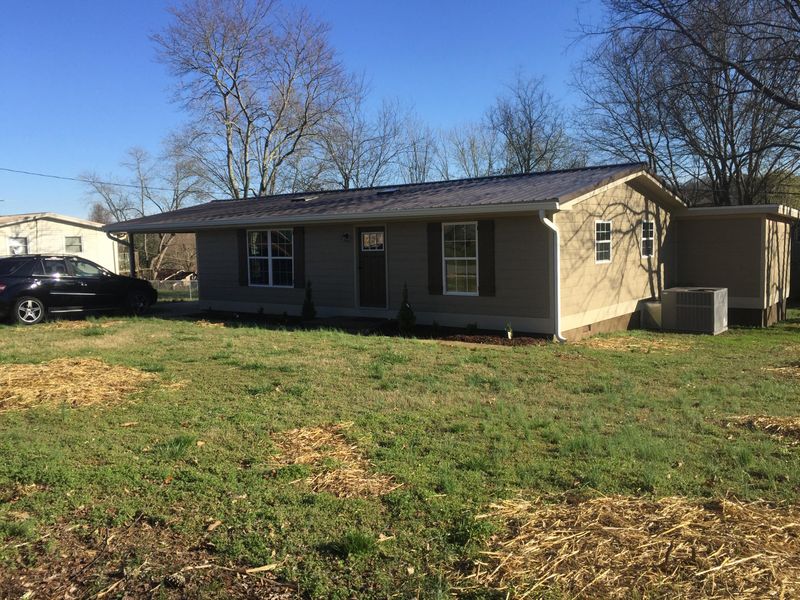 121 Fairhill Ave, Calhoun, TN 37309