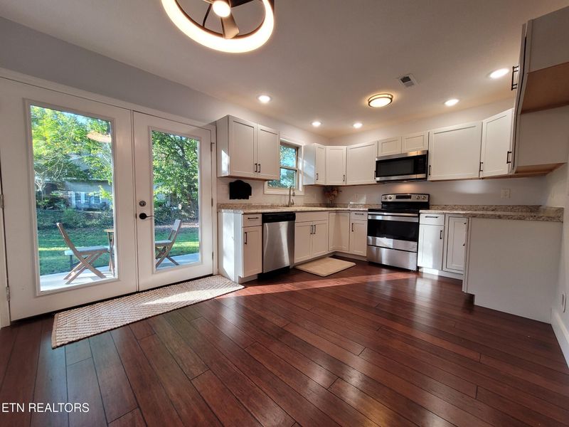 121 Goucher Cir, Oak Ridge, TN 37830