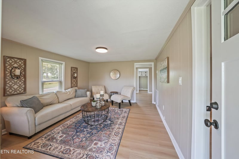 121 Green Rd, Philadelphia, TN 37846