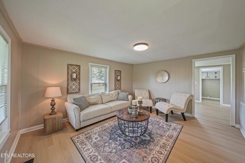 121 Green Rd, Philadelphia, TN 37846