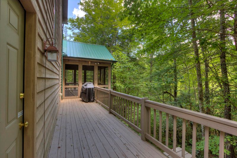 121 Greystone Way, Townsend, TN 37882