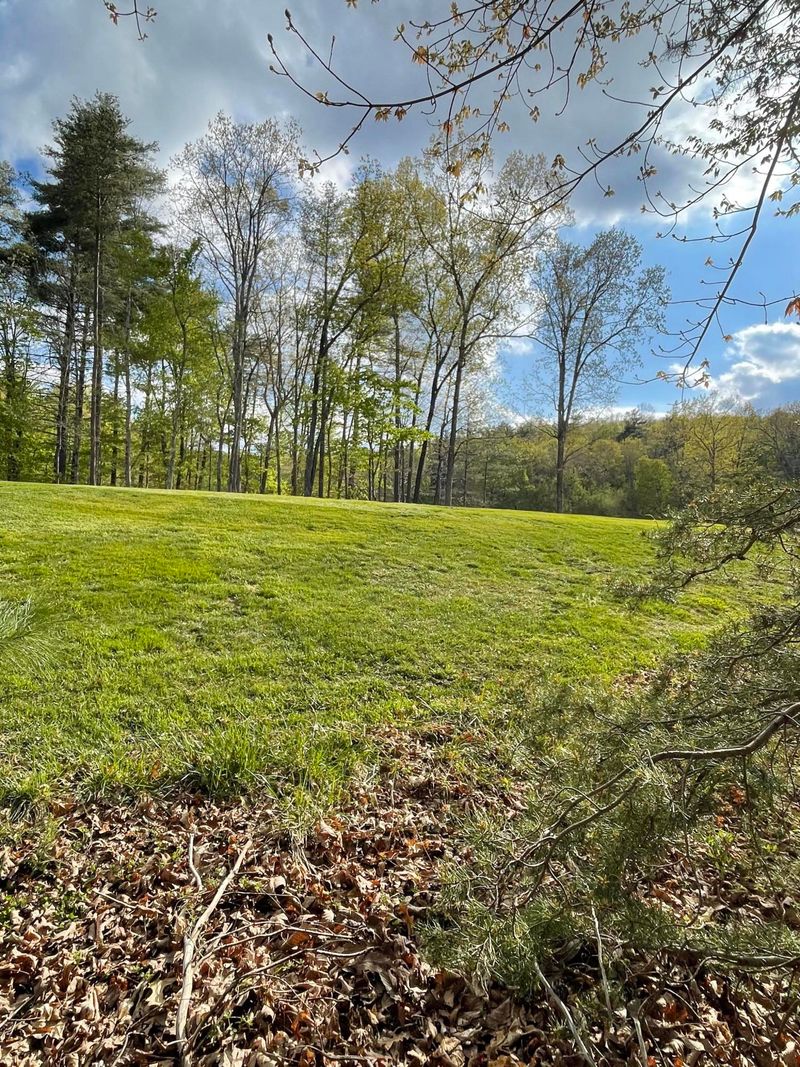 121 Hanning Dr, Crossville, TN 38558