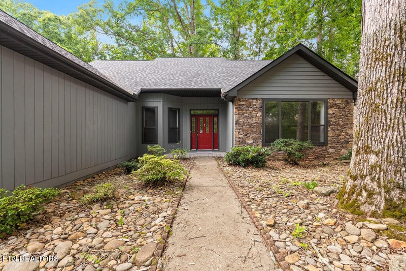 121 Inata Cir, Loudon, TN 37774