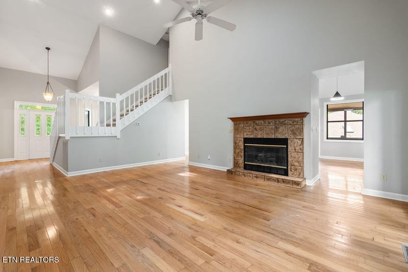 121 Inata Cir, Loudon, TN 37774