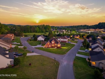 121 Ivy Mill Ct, Knoxville, TN 37924