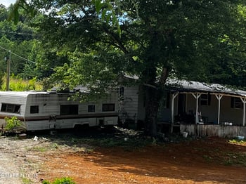 121 King Ln, Vonore, TN 37885