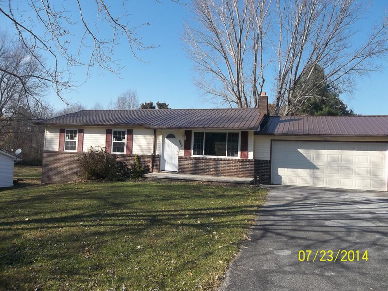 121 Mountain View Estates Rd, Wartburg, TN 37887