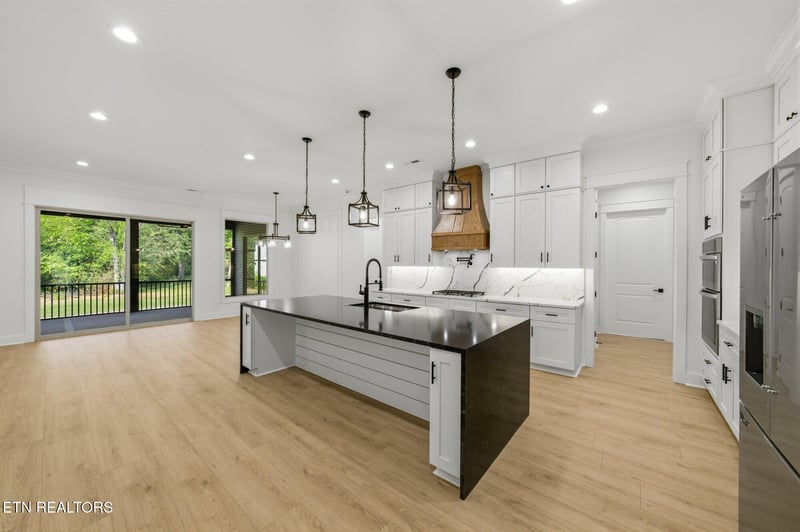 121 Ogana Way, Loudon, TN 37774