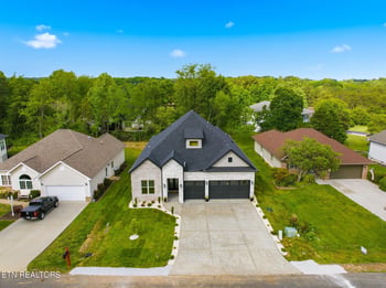 121 Ogana Way, Loudon, TN 37774