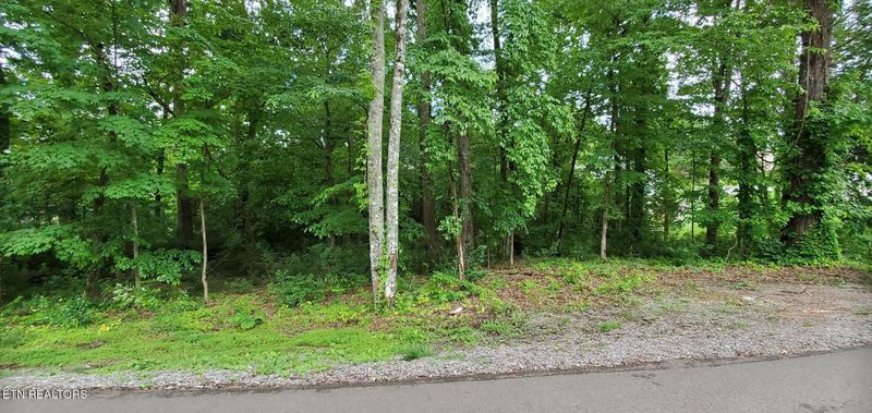 121 Ootsima Way, Loudon, TN 37774
