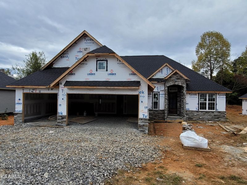 121 Saloli Way, Loudon, TN 37774