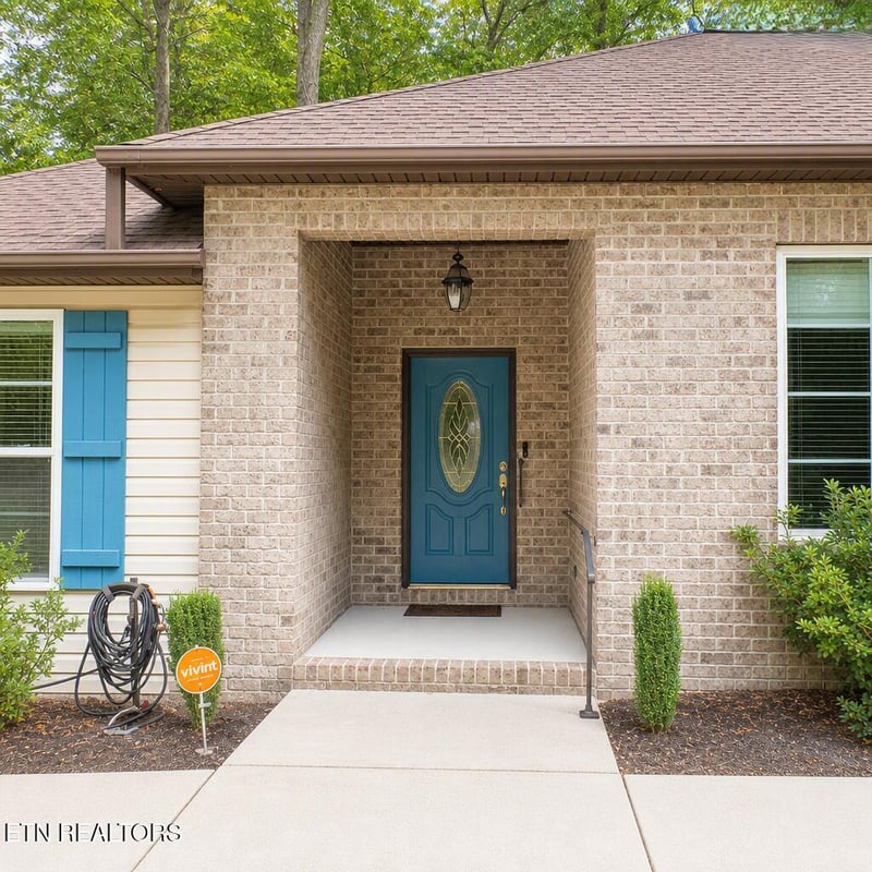 121 Shelley Ln, Crossville, TN 38558