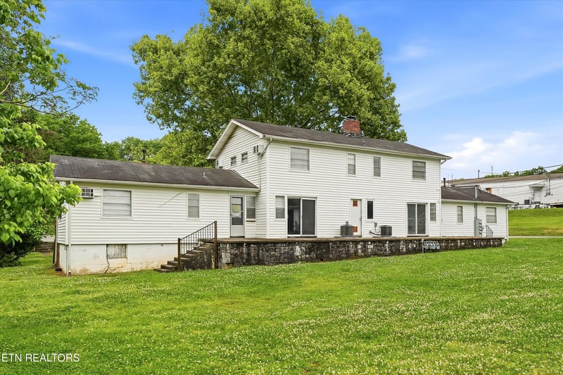121 Tacoma Rd #121 - 127, Oak Ridge, TN 37830
