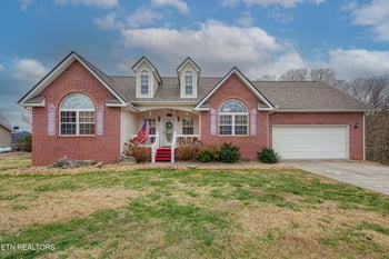 121 Uphill Dr, Madisonville, TN 37354