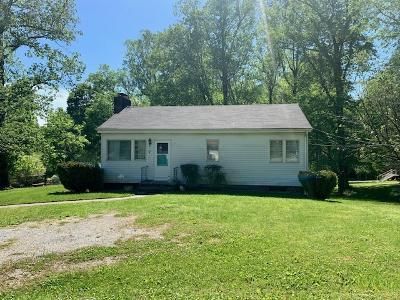 121 Vann Dr, Harriman, TN 37748