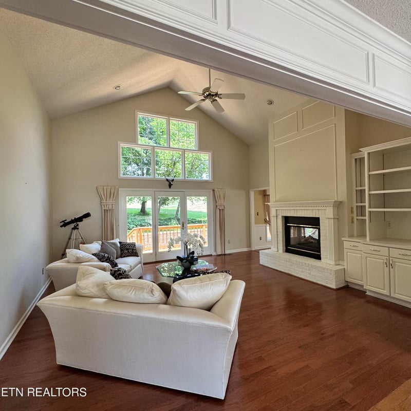 121 Walosi Way, Loudon, TN 37774