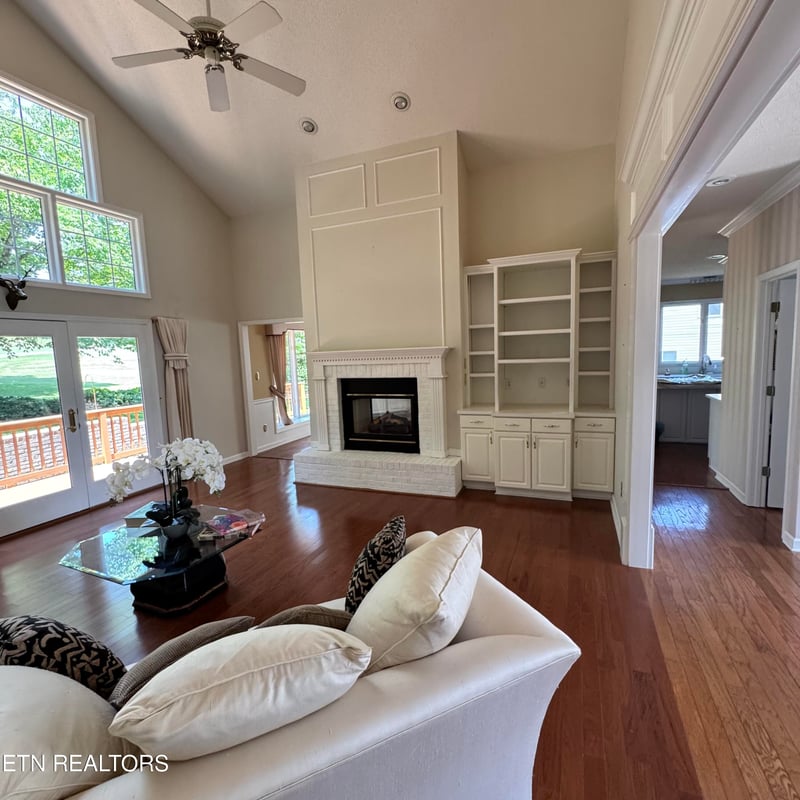 121 Walosi Way, Loudon, TN 37774
