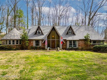 121 Wendover Cir, Oak Ridge, TN 37830