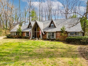 121 Wendover Cir, Oak Ridge, TN 37830