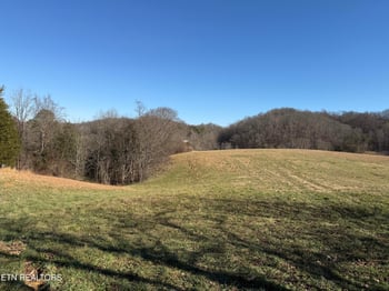 1210 Dupont Rd, Seymour, TN 37865