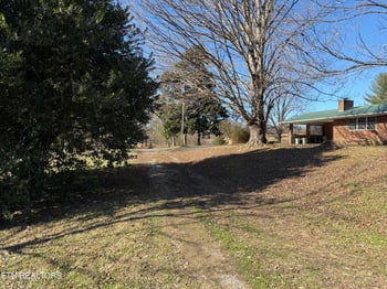 1210 Dupont Rd, Seymour, TN 37865