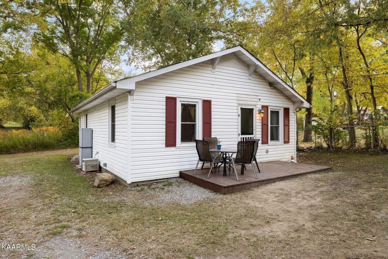 1210 Monroe Ave, Maryville, TN 37804
