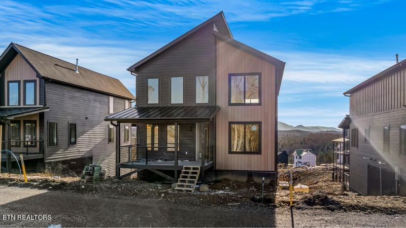 1210 Reedmont Way, Sevierville, TN 37876