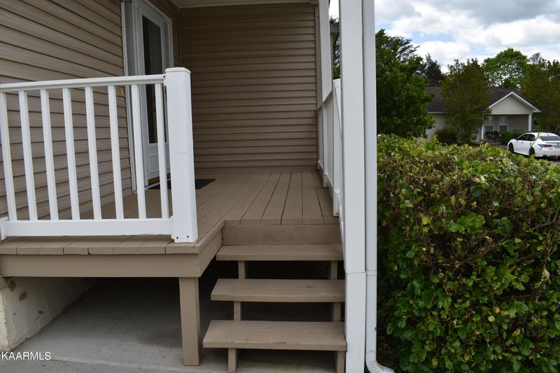 1210 Turf Way, Sevierville, TN 37876