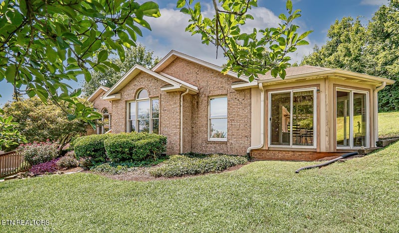 1211 Rockley Rd, Knoxville, TN 37932