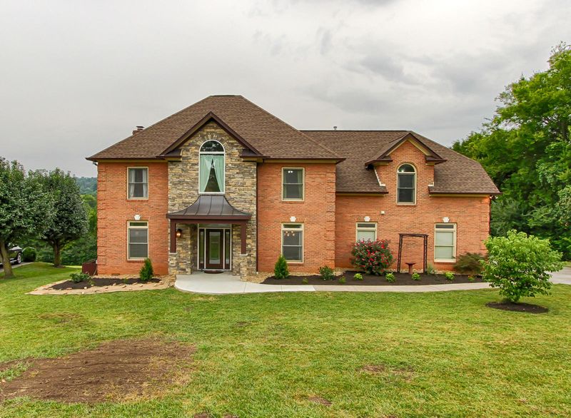 12111 Butternut Cir, Knoxville, TN 37934