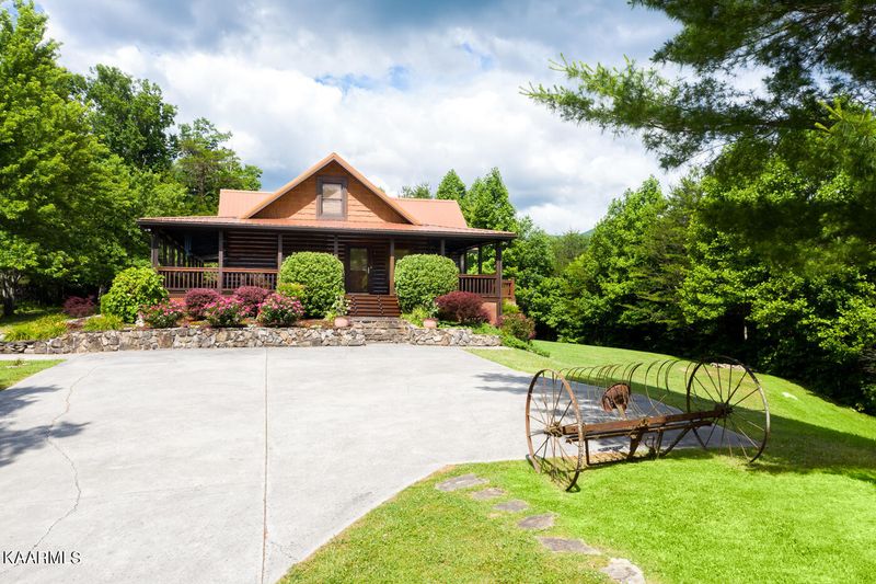 12113 New Hwy 68, Tellico Plains, TN 37385