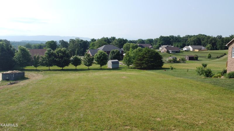 1212 Houston Springs Rd, Greenback, TN 37742