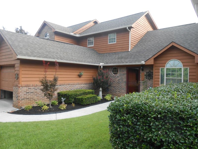 1212 Secretariat Dr, Morristown, TN 37814