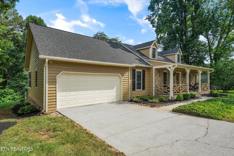 12124 Valley Tr, Knoxville, TN 37934