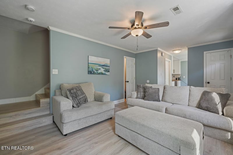 1213 Bob Kirby Rd, Knoxville, TN 37931