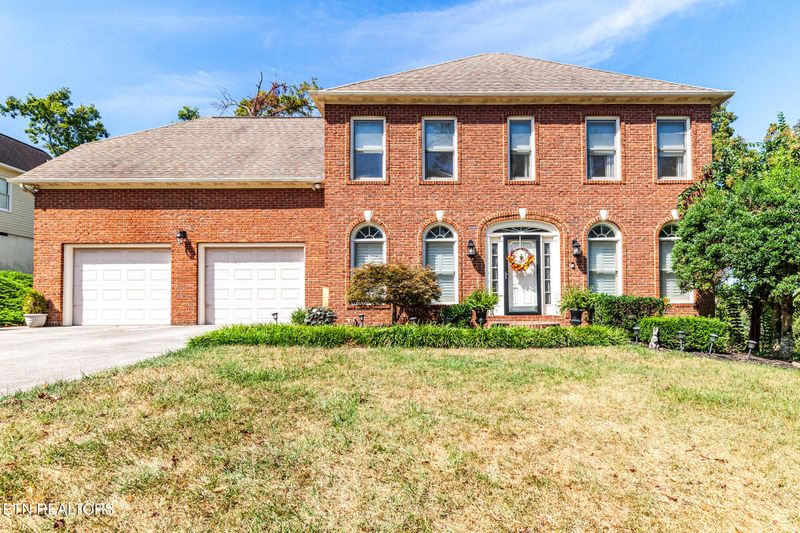 1213 Rain Tree Rd, Knoxville, TN 37923