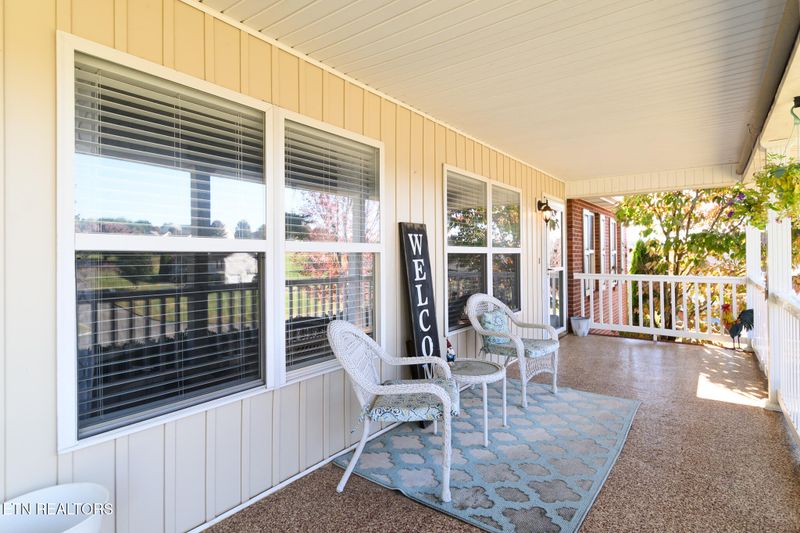1214 Rachel St, Sevierville, TN 37876