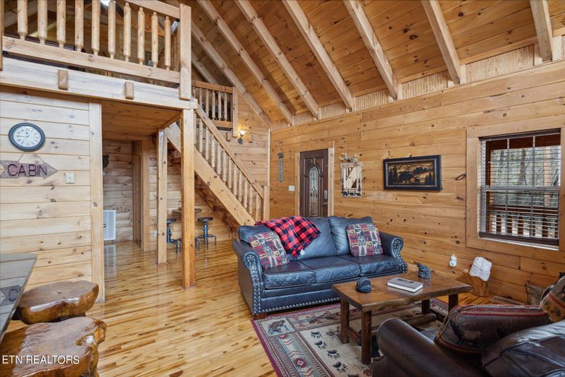 1214 Ski View Ln, Sevierville, TN 37876