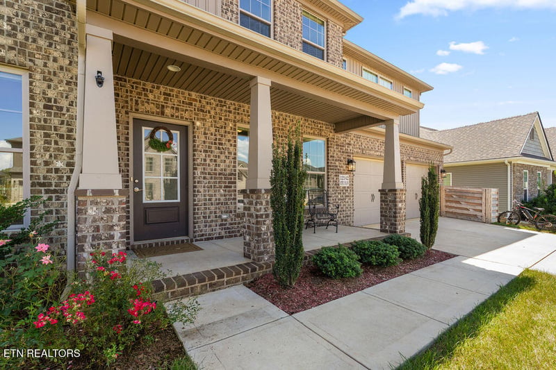 12142 Bethel Hollow Dr, Knoxville, TN 37932
