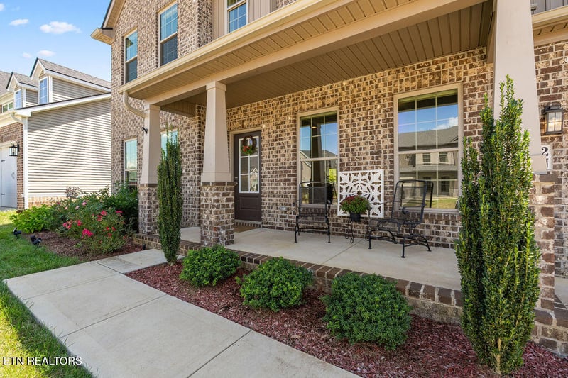 12142 Bethel Hollow Dr, Knoxville, TN 37932