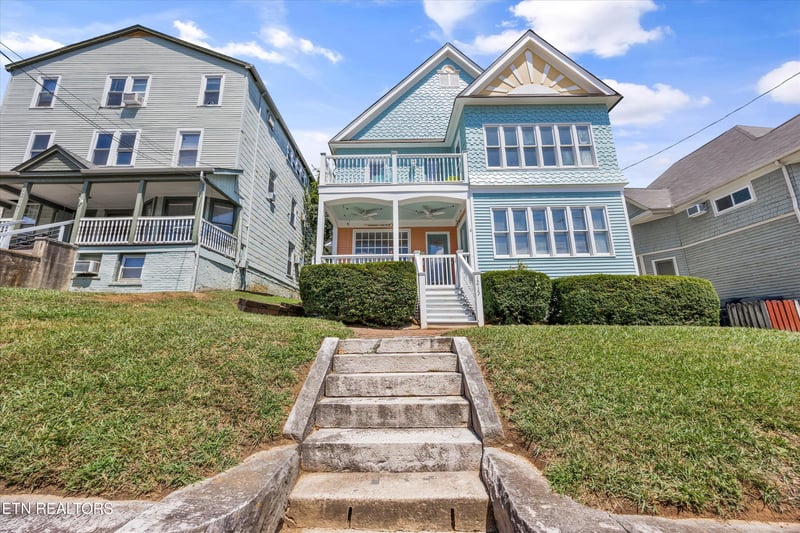 1215 Clinch Ave, Knoxville, TN 37916
