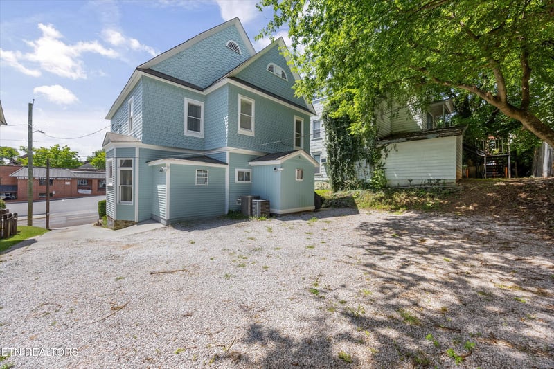 1215 Clinch Ave, Knoxville, TN 37916
