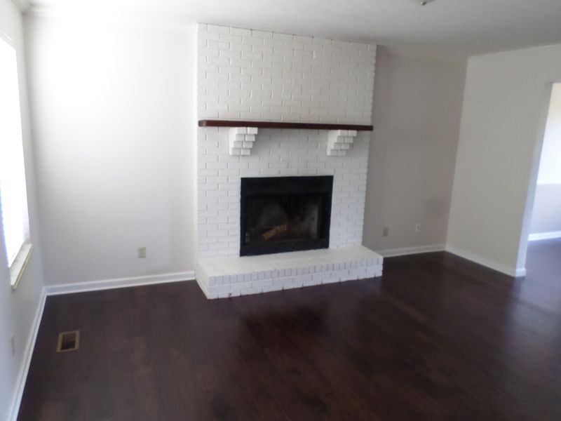 1215 Durham Rd, Knoxville, TN 37931